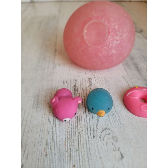 Squish fidget pink glitter ball toy donut bird teddy set figure - Picture 3 of 7